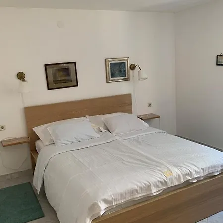 King Apartment Njivice